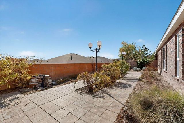 2614 Camino Cordoba, Rio Rancho, NM 87124