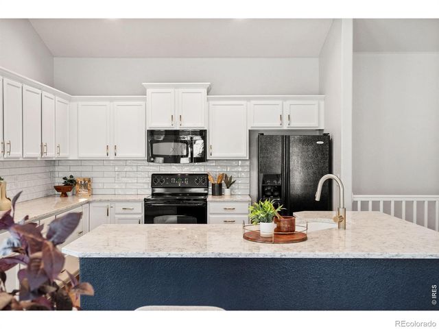 618 61st Ave Ct, Greeley, CO 80634