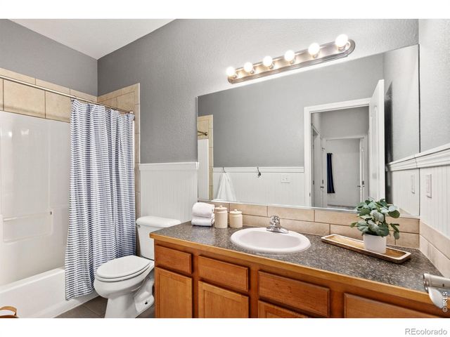 618 61st Ave Ct, Greeley, CO 80634