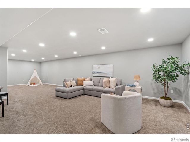 618 61st Ave Ct, Greeley, CO 80634