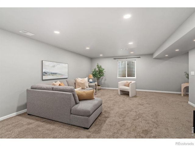 618 61st Ave Ct, Greeley, CO 80634