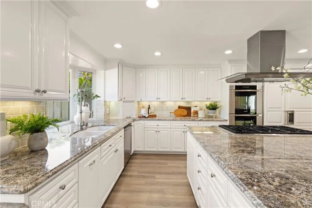 9 Chattanooga, Irvine, CA 92620