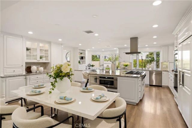 9 Chattanooga, Irvine, CA 92620
