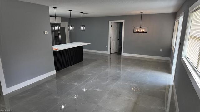 2430 Dixie AVE, Punta Gorda, FL 33950