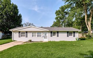 1290 Flicker Drive, Florissant, MO 63031