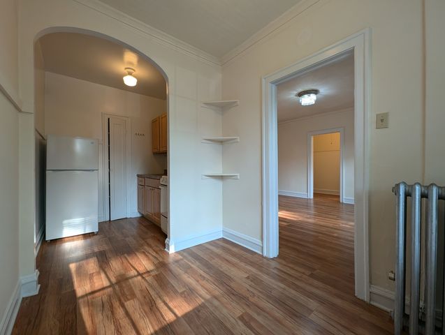 2536 N Sawyer Avenue 302, Chicago, IL 60647