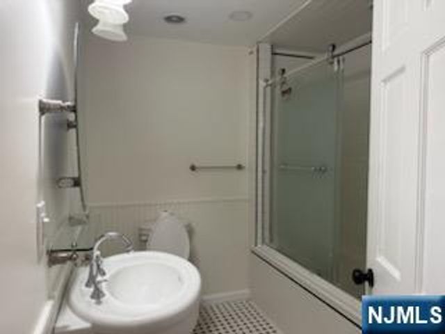 64 Century Road, Paramus, NJ 07652