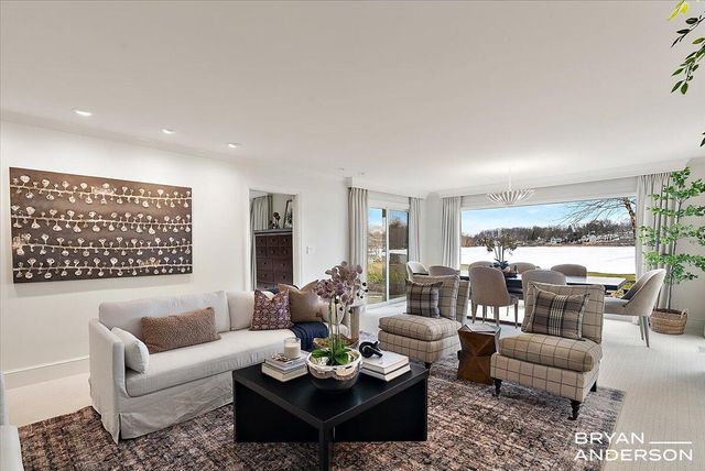 3150 Manhattan Lane, East Grand Rapids, MI 49506