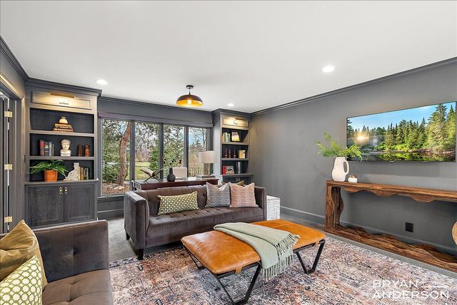 3150 Manhattan Lane, East Grand Rapids, MI 49506