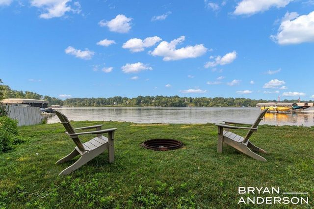 3150 Manhattan Lane, East Grand Rapids, MI 49506