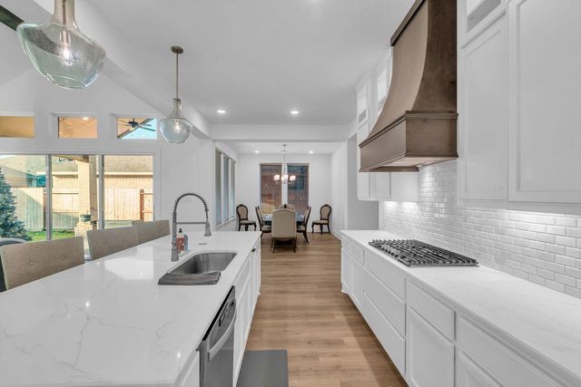 21984 Canyon Trail Way, Porter, TX 77365