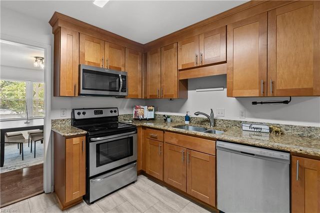 1213 Brookhill CT, Virginia Beach, VA 23454