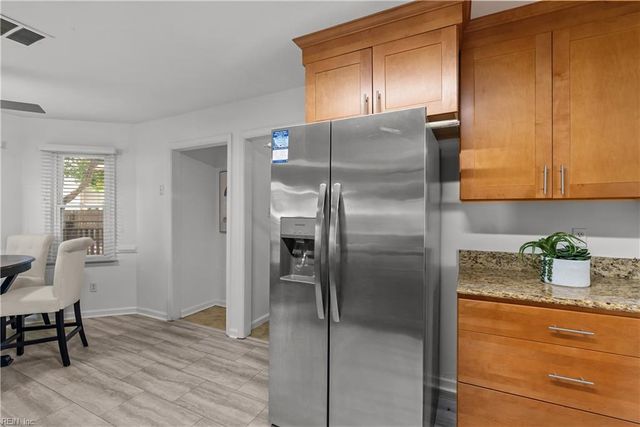 1213 Brookhill CT, Virginia Beach, VA 23454