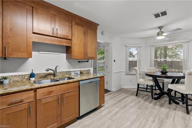 1213 Brookhill CT, Virginia Beach, VA 23454
