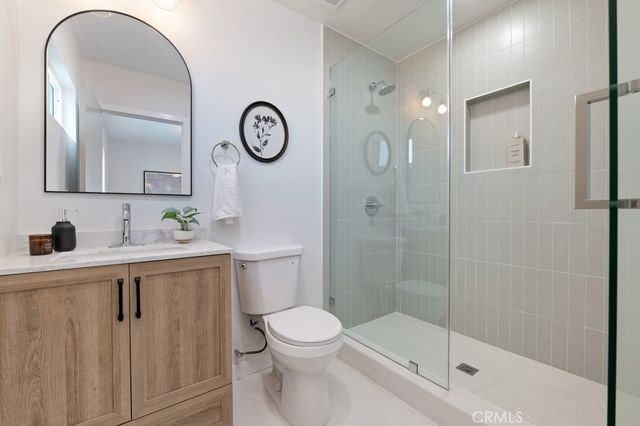 6644 Bothwell, Reseda, CA 91335