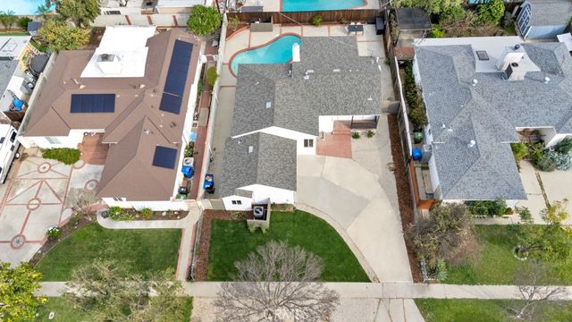 6644 Bothwell, Reseda, CA 91335