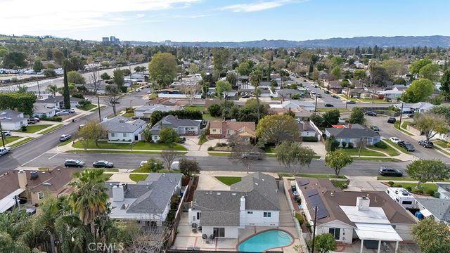6644 Bothwell, Reseda, CA 91335