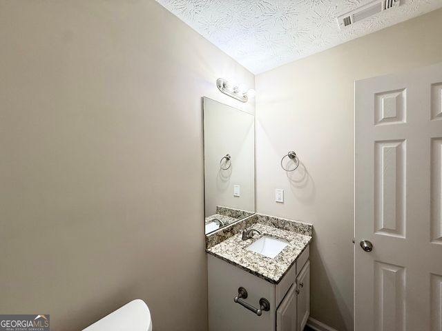6113 Lynxs Circle SW, Covington, GA 30014