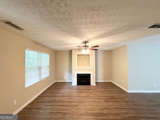 6113 Lynxs Circle SW, Covington, GA 30014