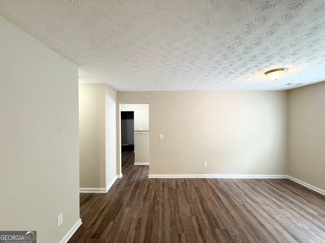 6113 Lynxs Circle SW, Covington, GA 30014