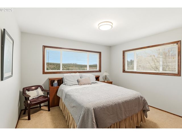 18280 S OLD CLARKE Rd, Mulino, OR 97042