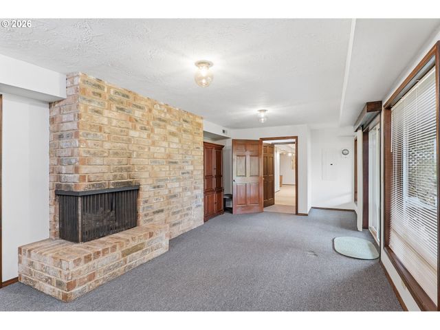 18280 S OLD CLARKE Rd, Mulino, OR 97042