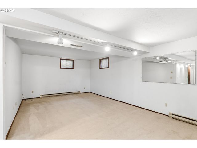 18280 S OLD CLARKE Rd, Mulino, OR 97042