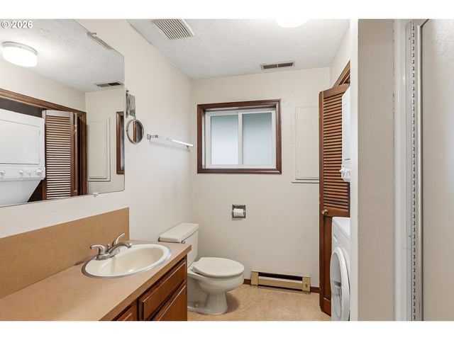 18280 S OLD CLARKE Rd, Mulino, OR 97042