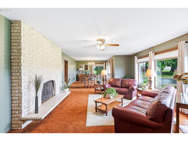 18280 S OLD CLARKE Rd, Mulino, OR 97042