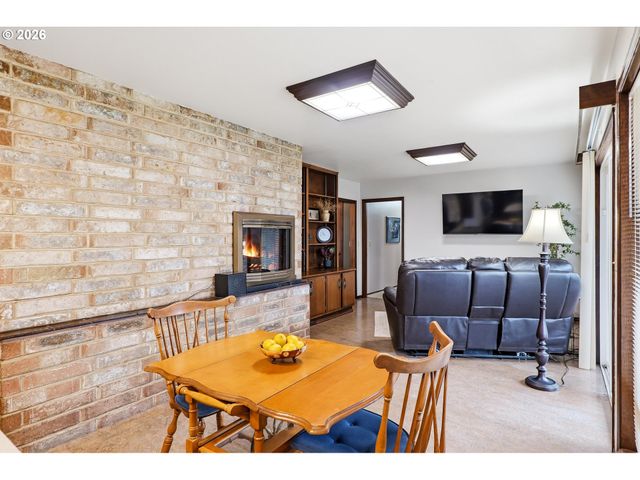 18280 S OLD CLARKE Rd, Mulino, OR 97042