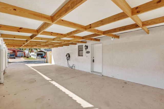 5785 SE Collins Avenue, Stuart, FL 34997