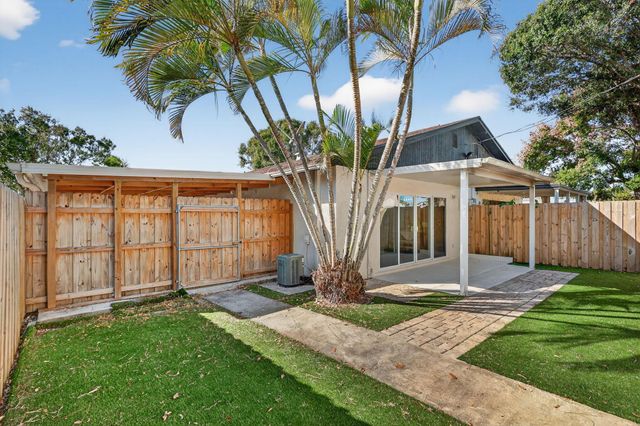 5785 SE Collins Avenue, Stuart, FL 34997