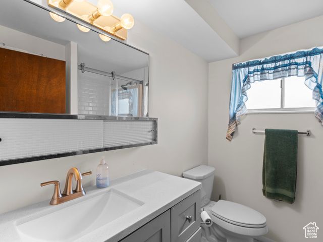 425 E MOUNTAIN VIEW DR, Sandy, UT 84070