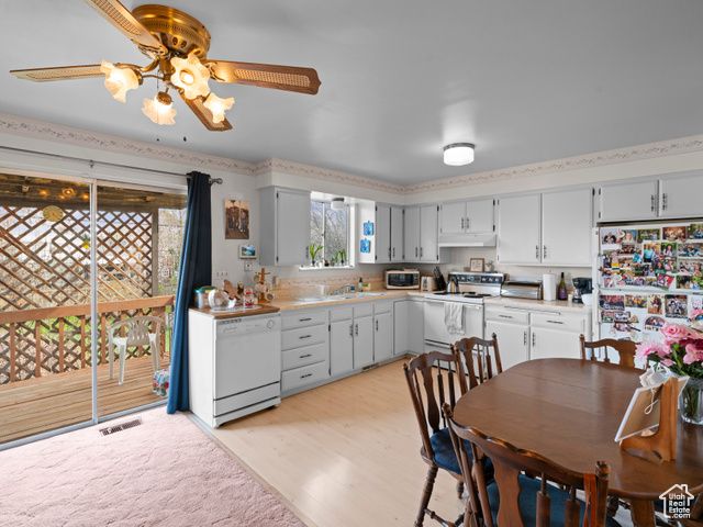 425 E MOUNTAIN VIEW DR, Sandy, UT 84070
