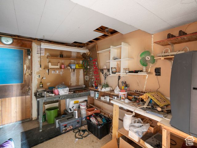 425 E MOUNTAIN VIEW DR, Sandy, UT 84070