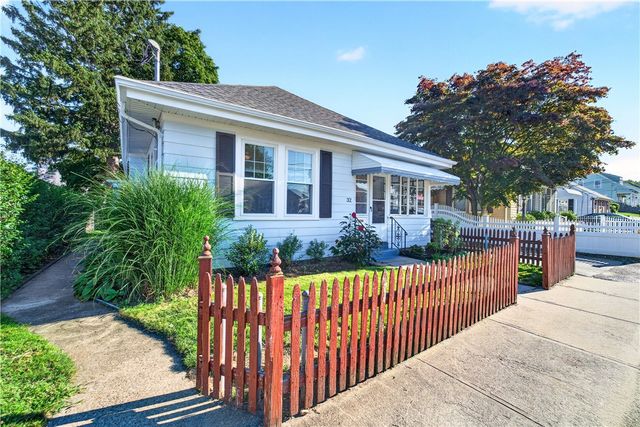 32 Leading Street, Johnston, RI 02929