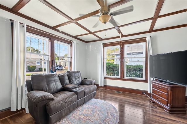 32 Leading Street, Johnston, RI 02929