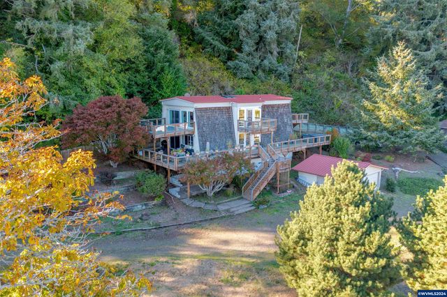 1112 Acacia Av, Garibaldi, OR 97118