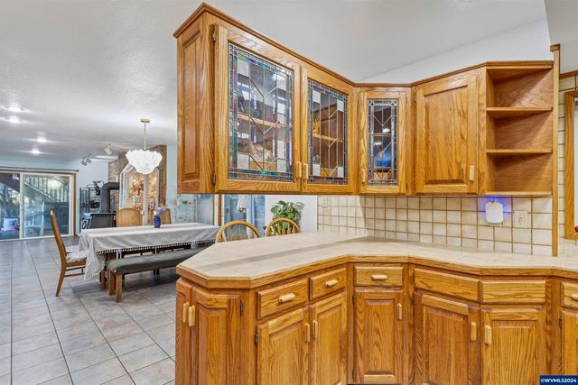 1112 Acacia Av, Garibaldi, OR 97118