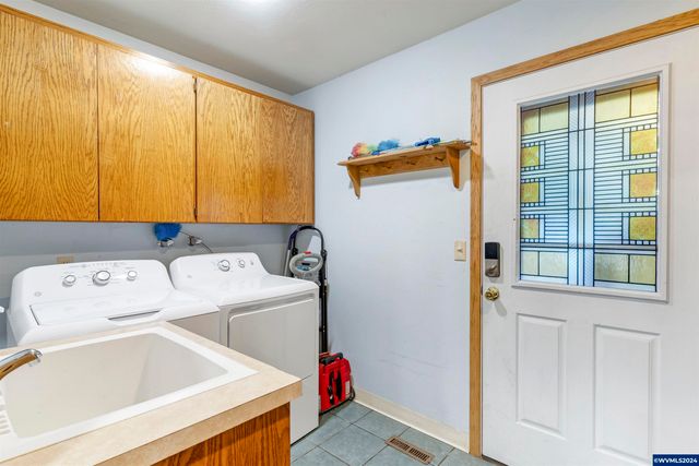 1112 Acacia Av, Garibaldi, OR 97118