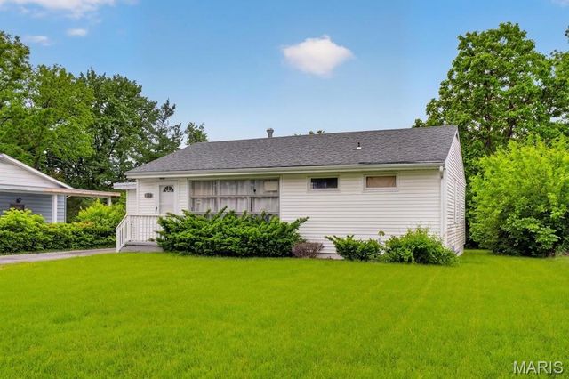 109 Cascade Drive, Belleville, IL 62223