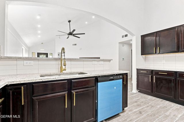 13281 Emerald Hills Street, El Paso, TX 79928