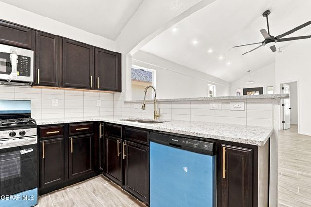 13281 Emerald Hills Street, El Paso, TX 79928