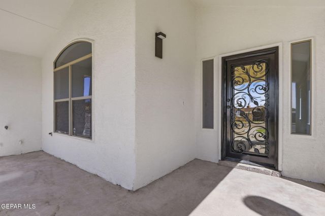 13281 Emerald Hills Street, El Paso, TX 79928
