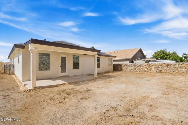 13281 Emerald Hills Street, El Paso, TX 79928