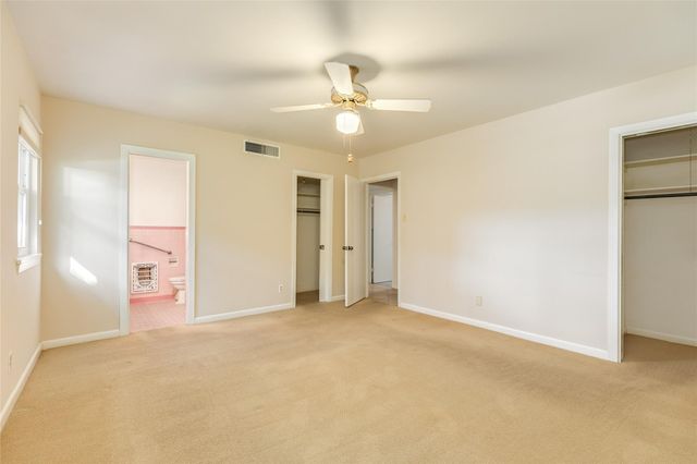 4528 Woodrow Avenue, Galveston, TX 77551