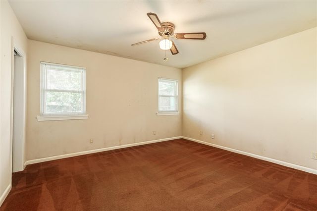 4528 Woodrow Avenue, Galveston, TX 77551