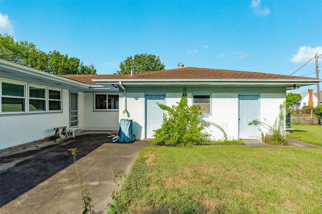 4528 Woodrow Avenue, Galveston, TX 77551
