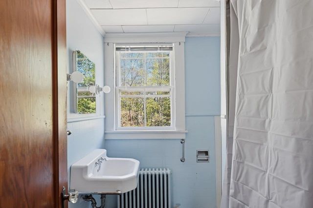 21 Dodge Street, Rochester, NH 03867