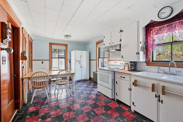 21 Dodge Street, Rochester, NH 03867